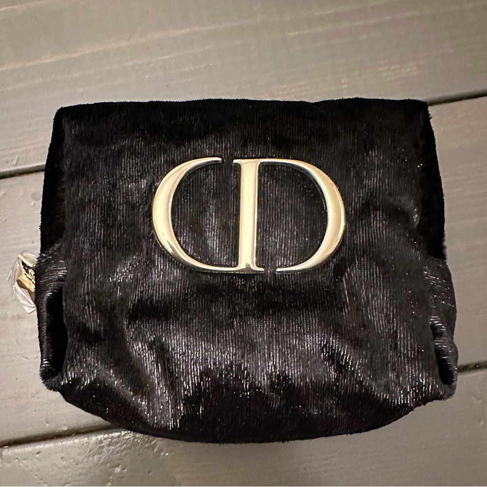 Dior Black Logo Glitter Velour Holiday Makeup Bag (GWP) - Picture 4 of 8